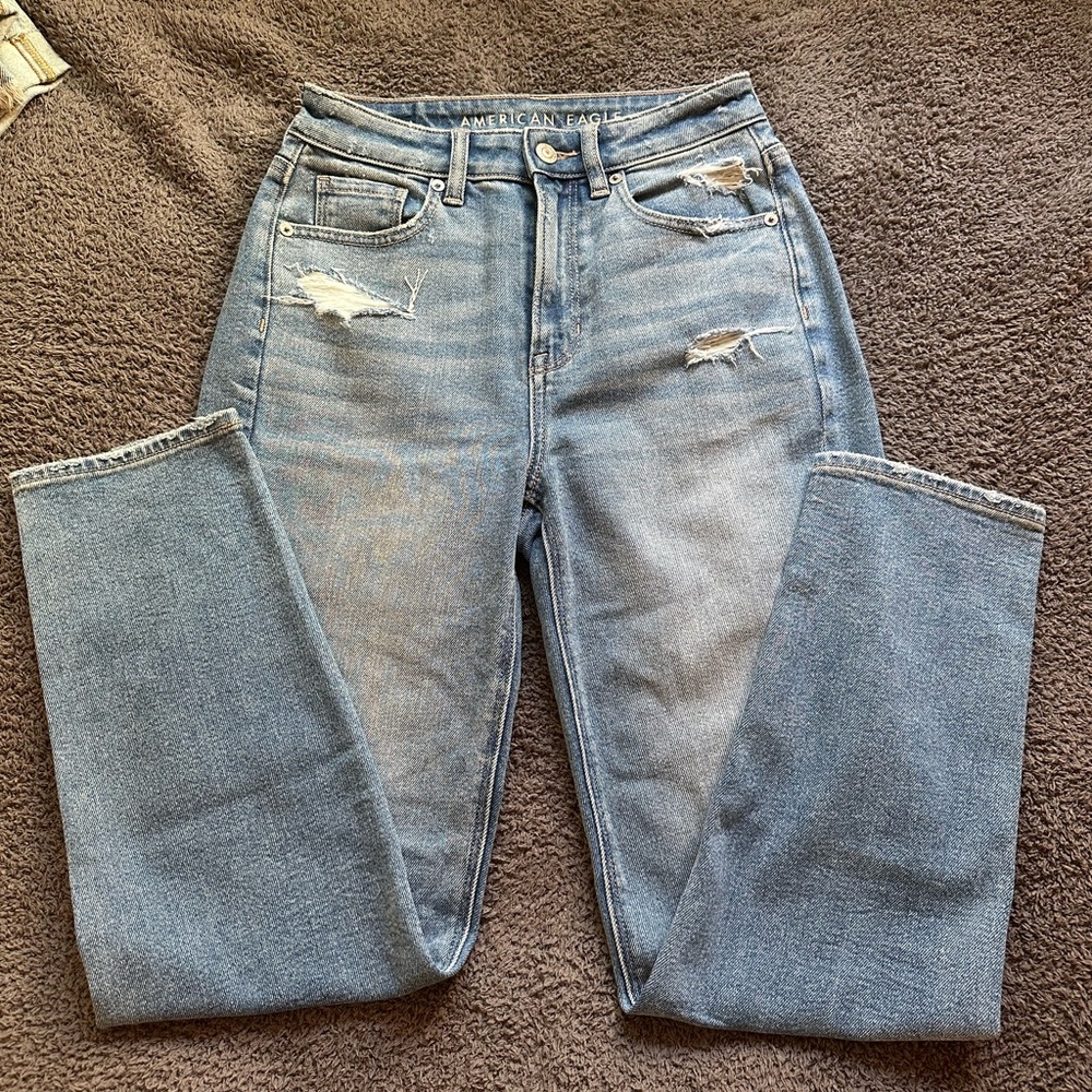 American Eagle Stretch Mom Straight Jean